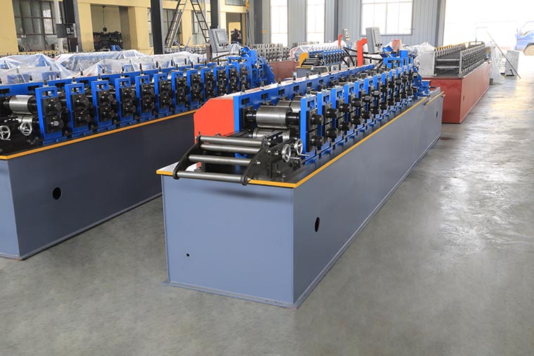 High Speed C Purlin Roll Forming Machine High Speed C Purlin Roll Forming Machine