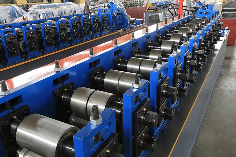 High Speed C Purlin Roll Forming Machine High Speed C Purlin Roll Forming Machine
