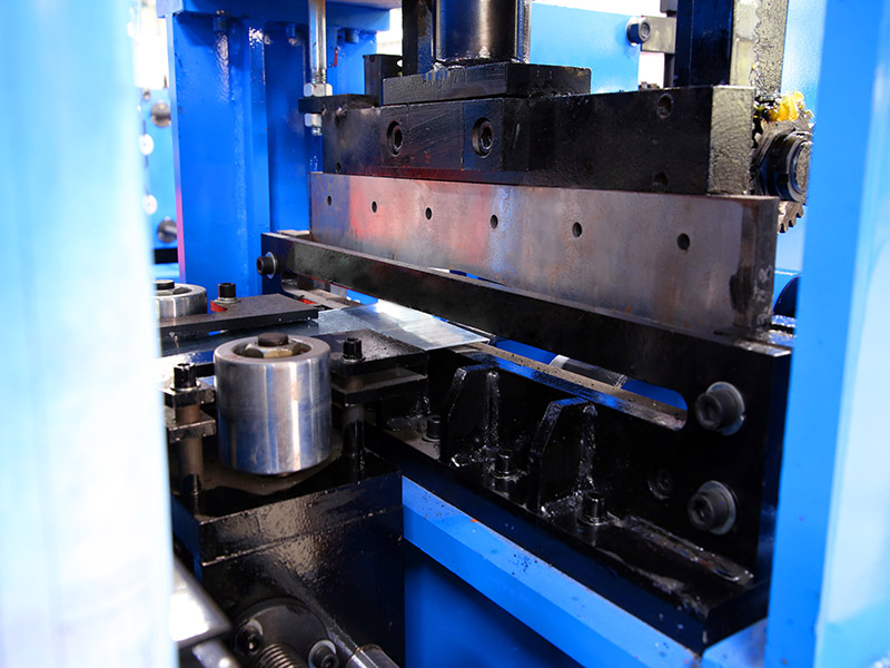 auto C purlin roll forming machine auto C purlin roll forming machine