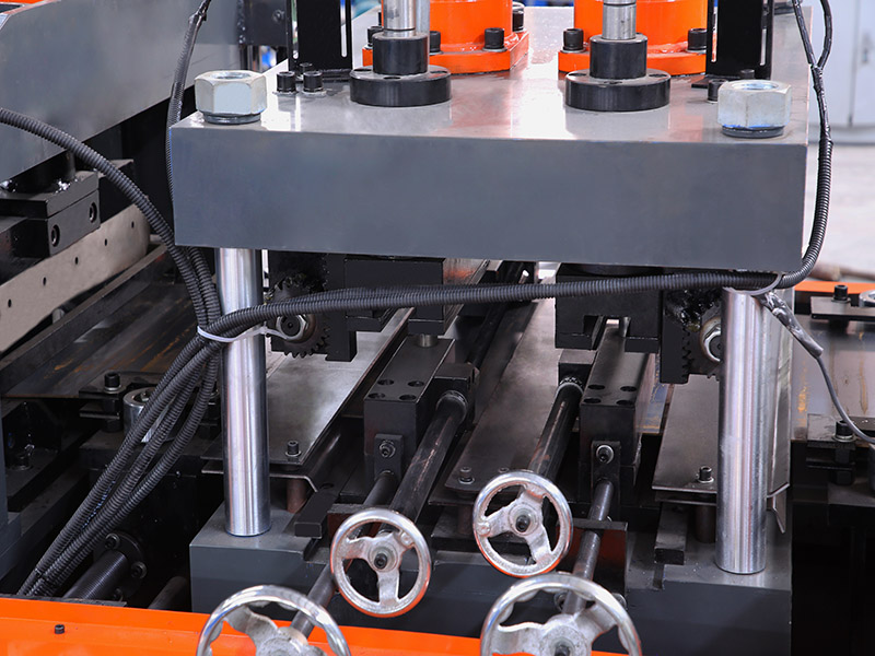 AUTO Change CZ Purlin Roll Forming Machine AUTO Change CZ Purlin Roll Forming Machine